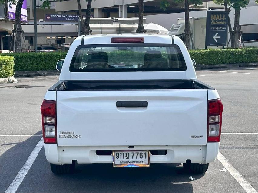 ISUZU D-MAX CAB-4 1.9 Ddi S เกียร์ M/T สีขาว ปี 2019