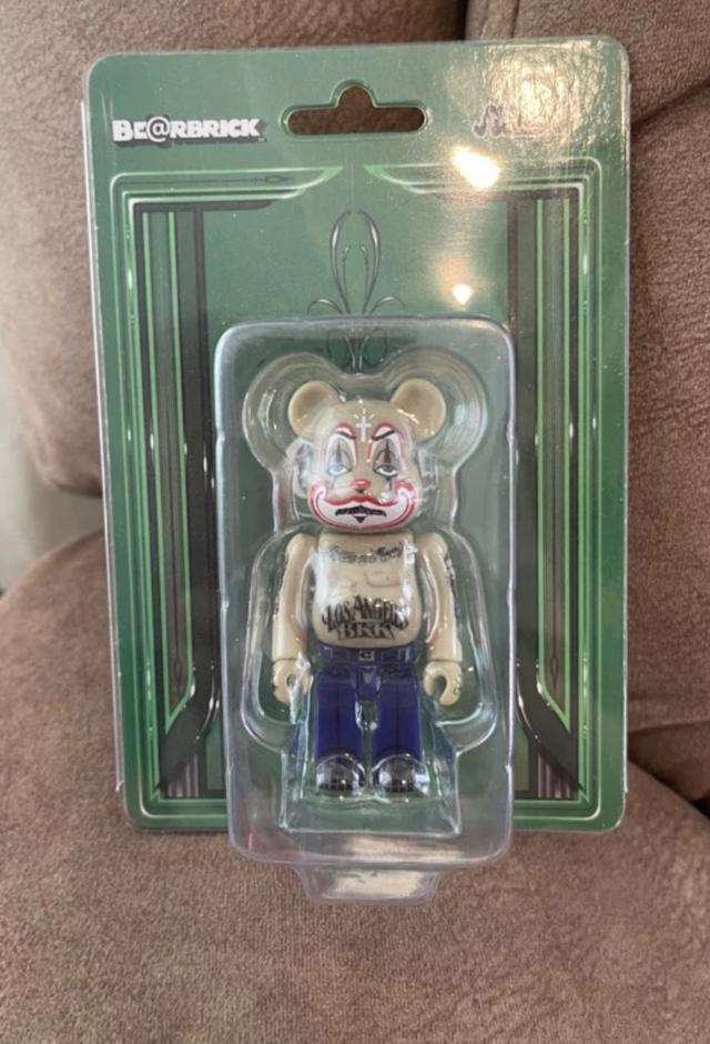 ปล่อย Bearbrick Mister Cartoon X Kong 2