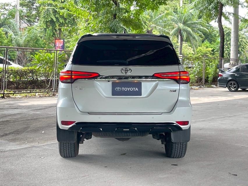 Toyota Fortuner 2.4V 4wd ปี21 5