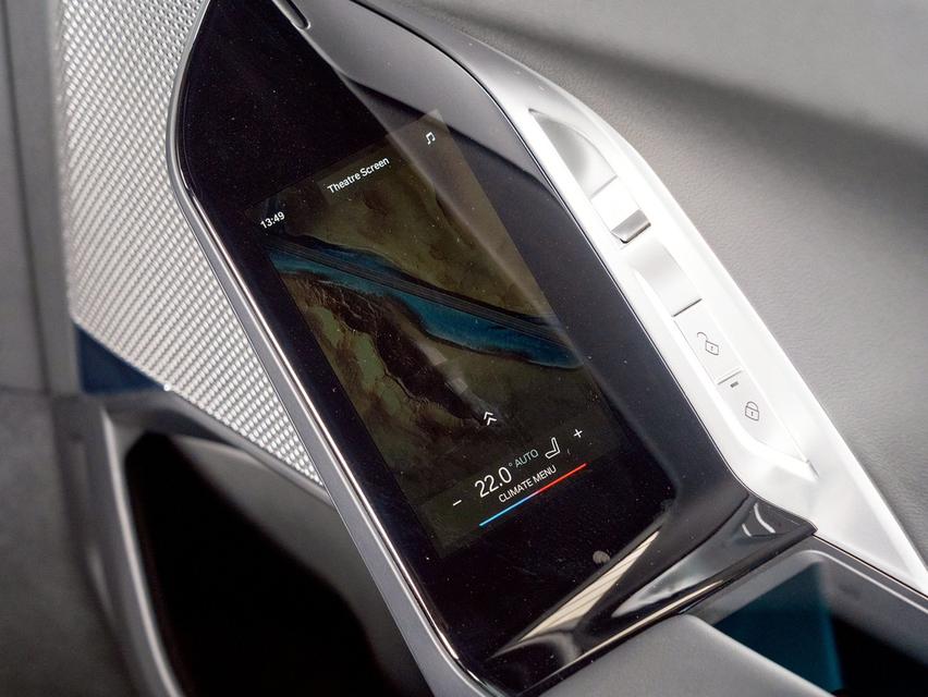 BMW 750e (G70) M Sport ปี 2024 มือเดียว ไมล์แท้ 15,000 กม. BSI/BRI เหลือเพียบ! 20