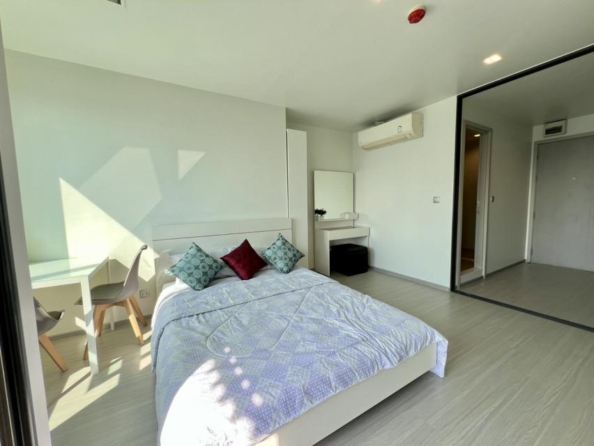 4.25 MB 1นอน กั้นเป็นสัดส่วน ราคานี้ได้ห้องมือ 1 ยังไม่เคยเข้าอยู่ แต่งสวย เฟอร์ Index จัดเต็ม ในทำเลปังย่านลาดพร้าว Lif 3