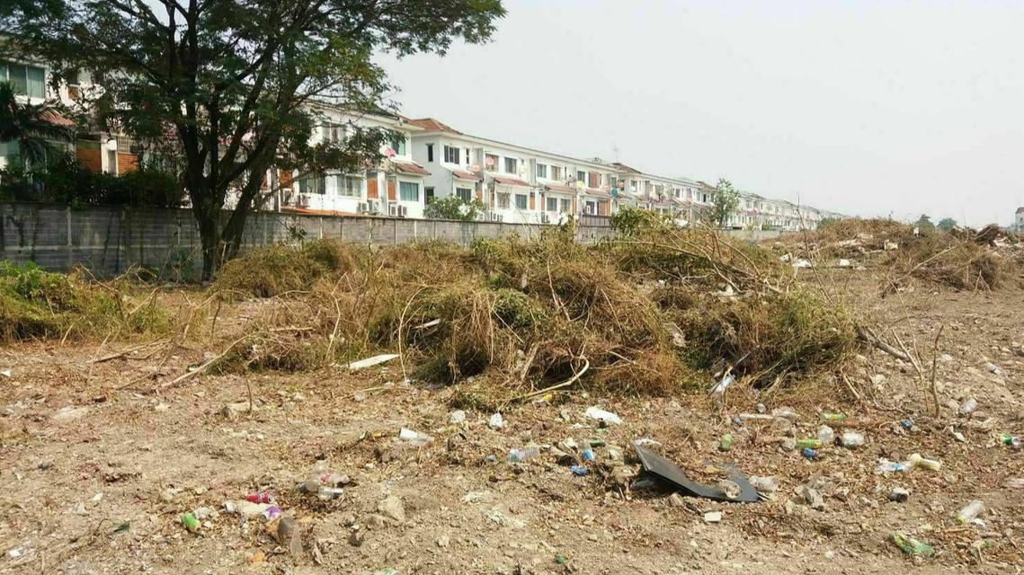 ขายที่ดินเปล่าถมแล้ว 19-3-26 ไร่ ถ.ศรีนครินทร์-ร่มเกล้าตัดใหม่ กรุงเทพกรีฑา ซอย 7 แขวงหัวหมาก เขตบางกะปิ กรุงเทพๆ 3