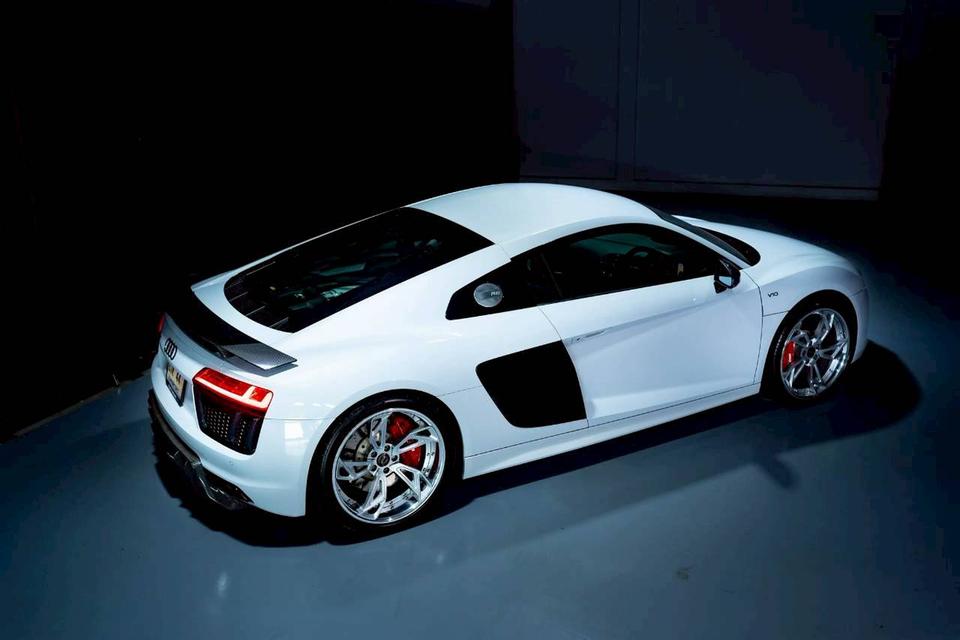 Audi R8 Coupe V10 5.2 Quattro รูปที่ 6