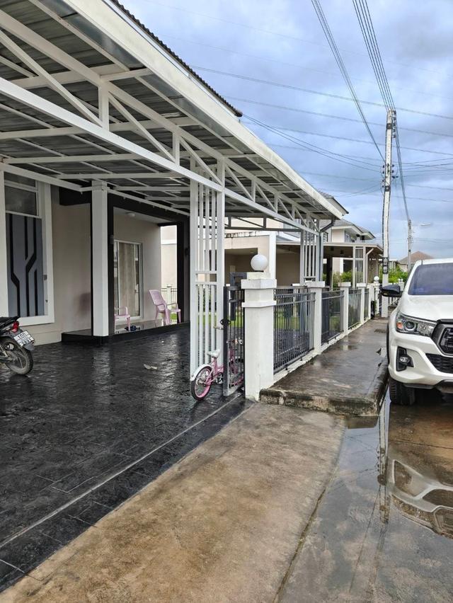 🏡 บ้านเดี่ยวสองชั้นในโครงการ พร้อมคลับเฮ้าส์และสระว่ายน้ำ #สันกำแพง ราคาเพียง 25,000 บาท/เดือน ✨ 清迈独栋别墅出租 3 卧室 3 卫生间 – 租金 25,000 泰铢/月 ✨ 4