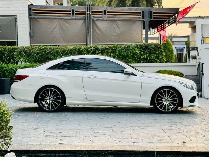Benz E200 W207 เครื่อง 2.0turbo Amg Dynamic ไมล์ 50,xxx กม สีขาว ปี 2014