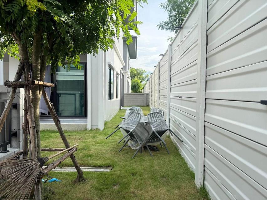ให้เช่า บ้านเดี่ยวหรู 4 ห้องนอน บริทาเนีย บางนา–ศรีวารี บ้านหลังริม ตกแต่งครบ พร้อมอยู่ 65,000 บาท 18