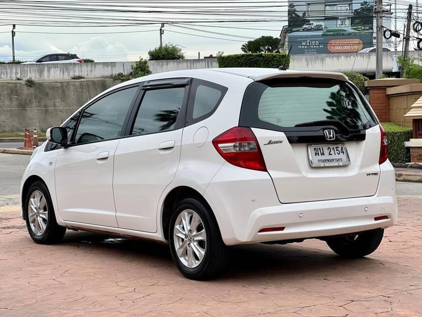 HONDA JAZZ 1.5 V i-VTEC 2012 รถสวย ไม่มีชน เดิมๆ100% 3