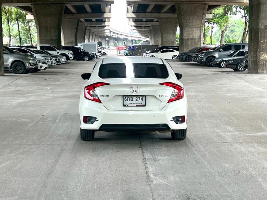 ขายรถ Honda Civic FC 1.8 ปี 2017 สีขาว เกียร์ออโต้