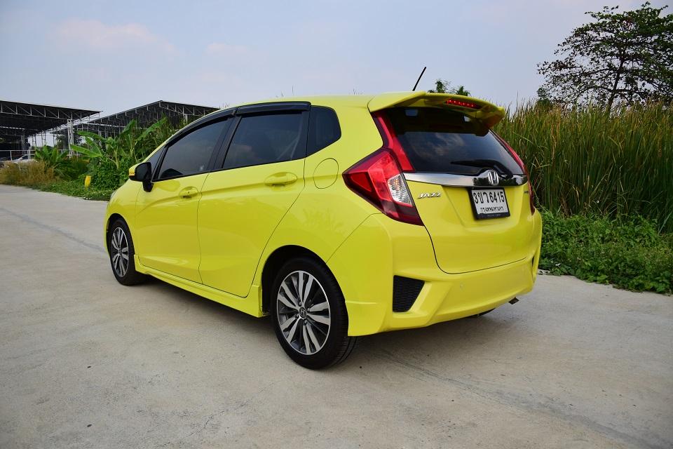 ขายเพียง 338000บาท / ฟรีดาวน์ JAZZ GK รถมือเดียว ตัวท็อป / แอร์จอ พุตสต๊าท กล้องหลัง /เมาติฟังชั่นส์ ครุสคอลโทล AIRB ตรงปก โทร0957401229 ไอดีไลน์ UTBP รูปที่ 12