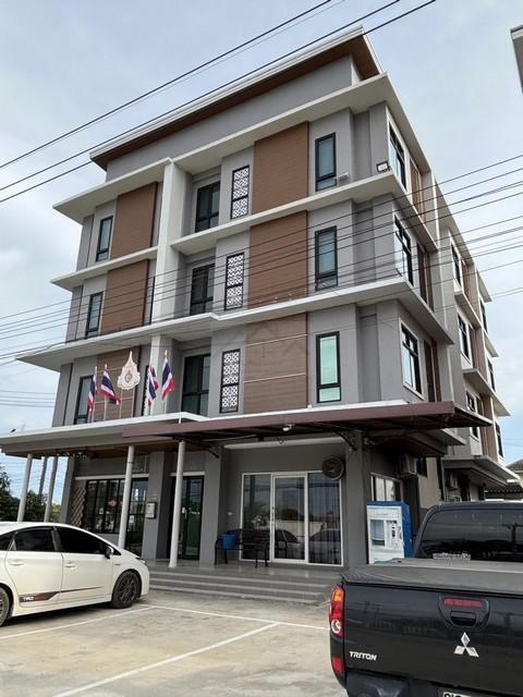 ขาย อพารท์เมนท์ 4 ชั้น พร้อมร้านอาหาร ร้านค้า ลาดกระบัง ใกล้เจ้าคุณทหารลาดกระบัง ใกล้มหาวิทยาลัยกรุงเทพสุวรรณภูมิ ถนนประชาพัฒนา 7