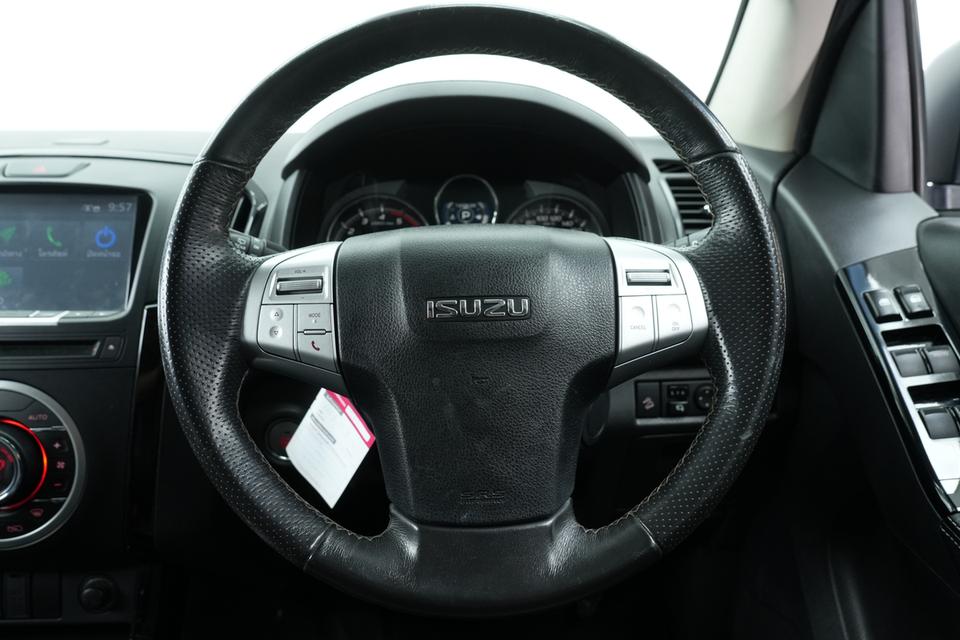 2020 ISUZU MU-X 3.0 THE ONYX SUV สีเทา เลขไมล์ 162728 กม. 9