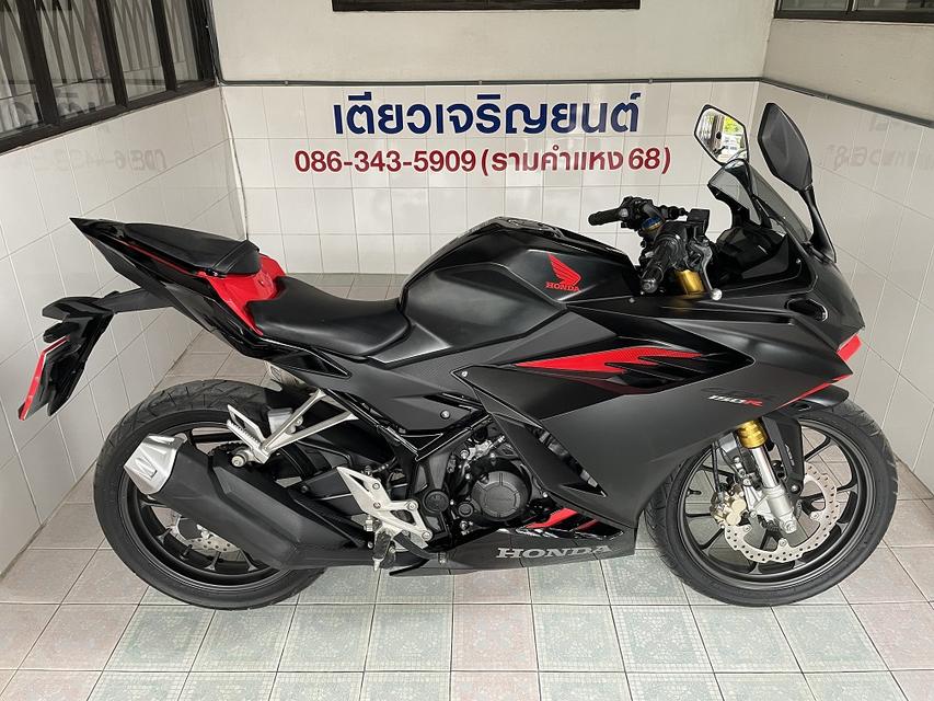 CBR150R ABS รถมือเดียว ใช้งานน้อย สภาพเดิม ไม่เคยล้ม เอกสารครบ ผ่อนได้ ดาวน์น้อย ไม่ต้องค้ำ วิ่ง5000 กลางปี66 3