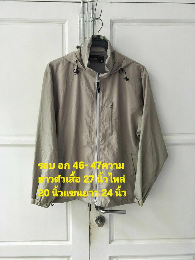 เสื้อมือสองใส่ได้ทั้งชายและหญิง