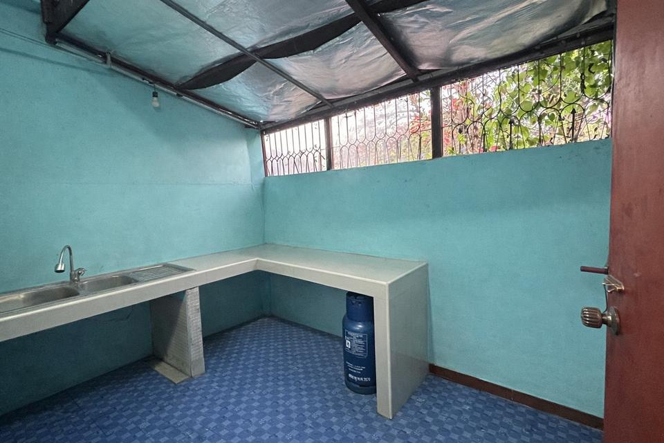 บ้านทาวน์เฮ้าส์ 2 ชั้น 2 ห้องนอน 2 ห้องนำ้ พื้นที่ 17 ตารางวา 4