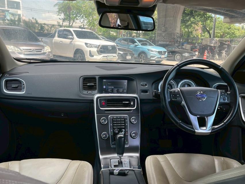 ขาย Volvo S60 1.6Drive ปี14 8