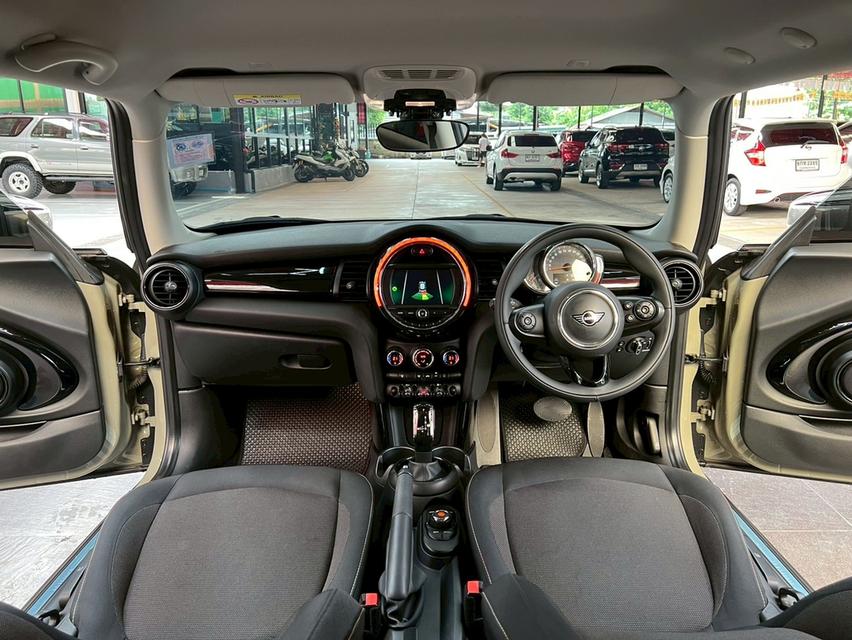 Mini Cooper 1.5 F56 TURBO Hatch RHD ปี2020 รถบ้านแท้ 9