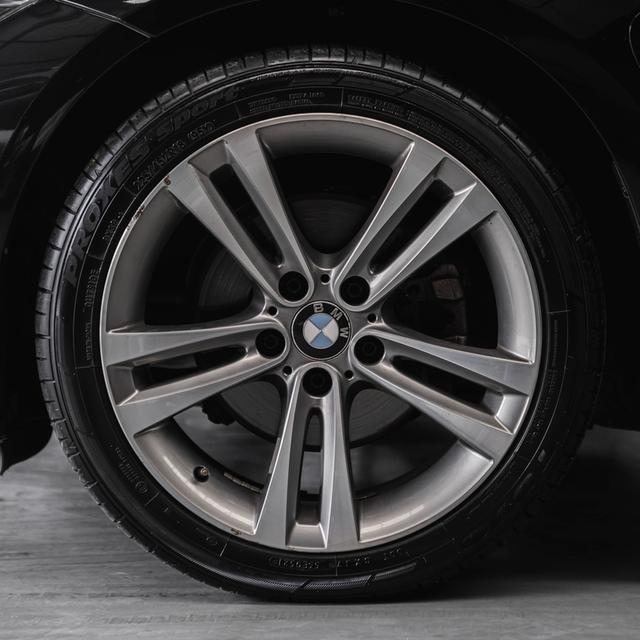 รหัส 67GG7621 BMW #SERIES3 #330e 2.0 Sport ปี 2019   17