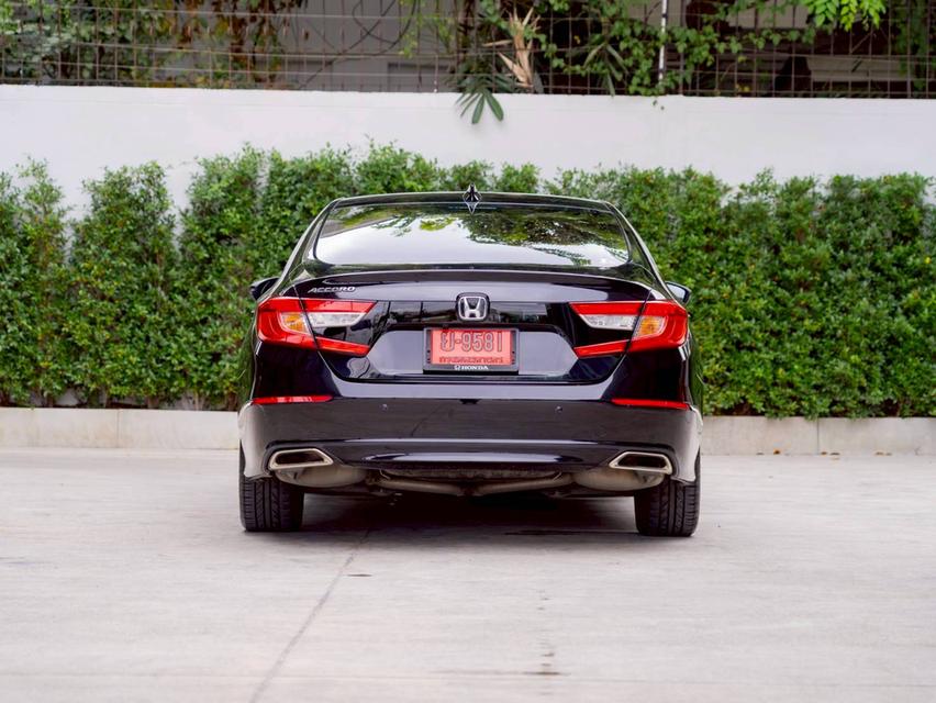 Honda Accord 1.5El ปี23 6