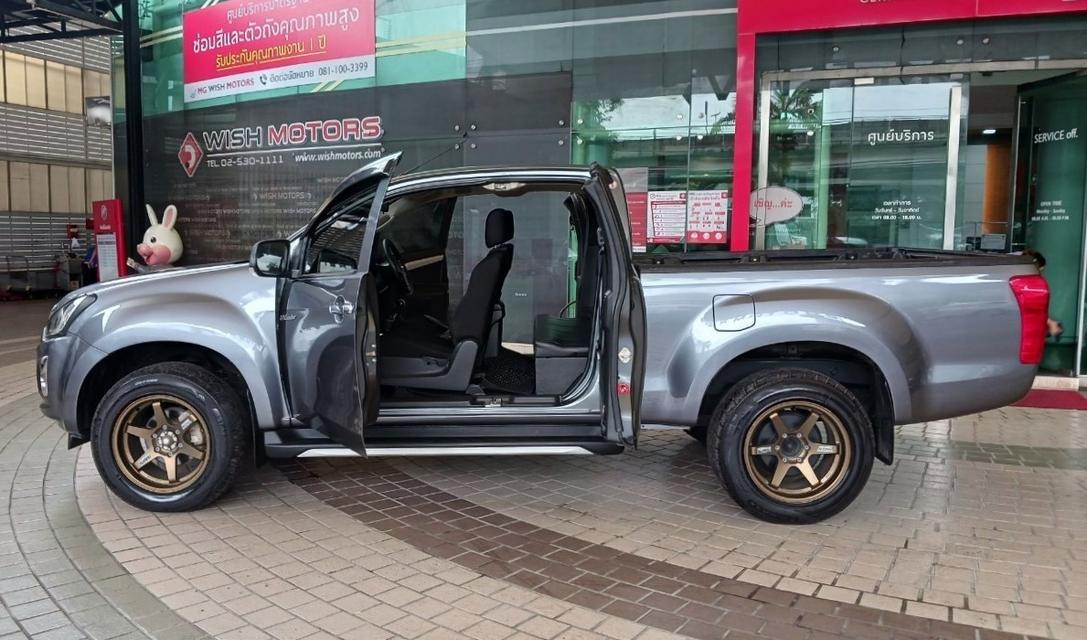 Isuzu D-max 1.9 ddi L Hi-Lander Space-Cab MT ปี 2018 3