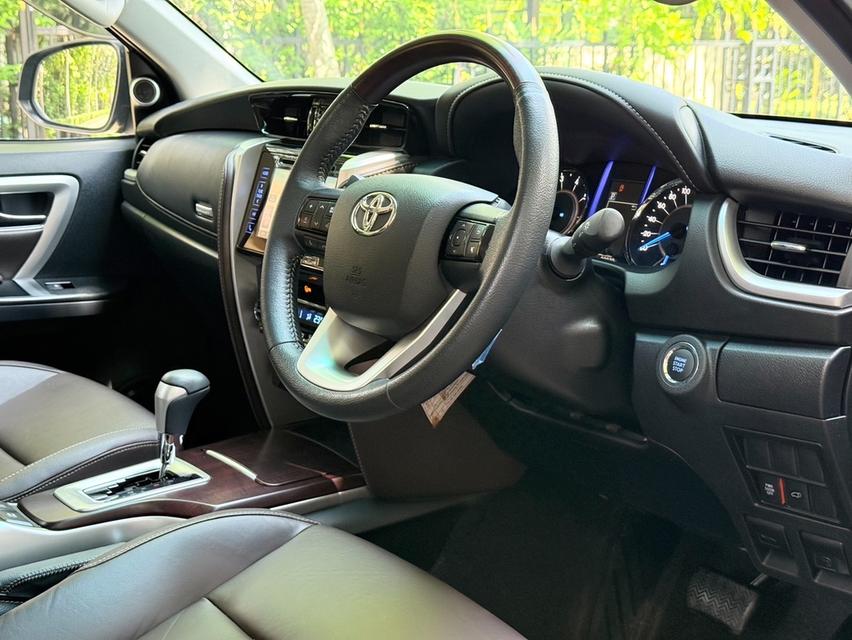 รหัสรถ PJP2528 2019 TOYOTA FORTUNER 2.4 V 4WD สีดำ รูปที่ 14