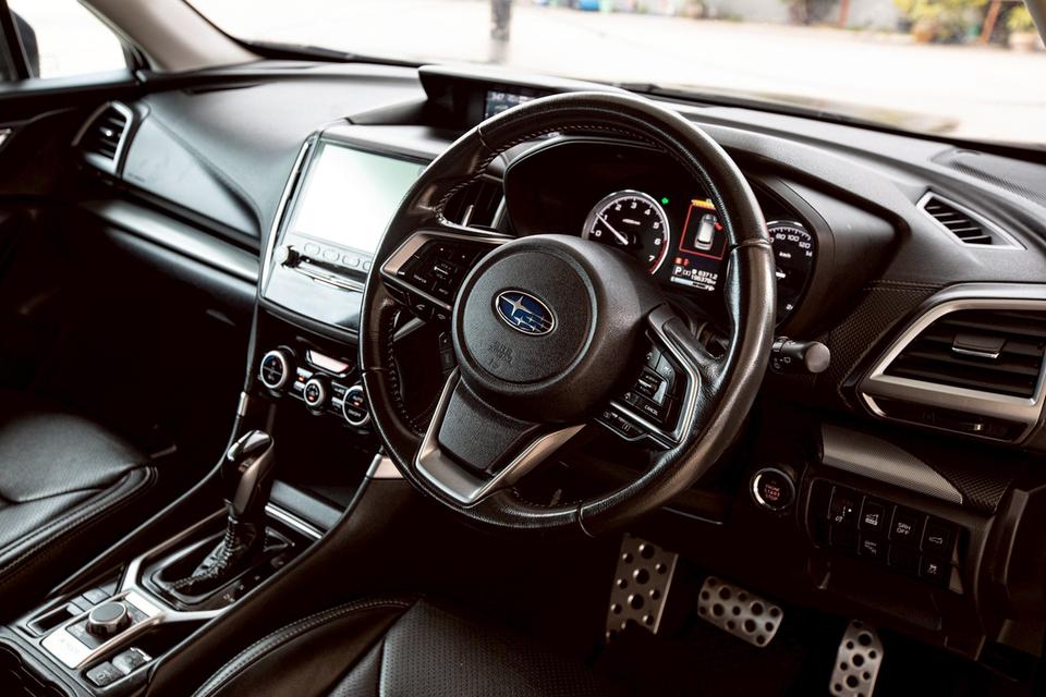 Subaru Forester 2.0S EYESIGHT ปี 2019 สีน้ำตาล มือเดียวป้ายแดง  11