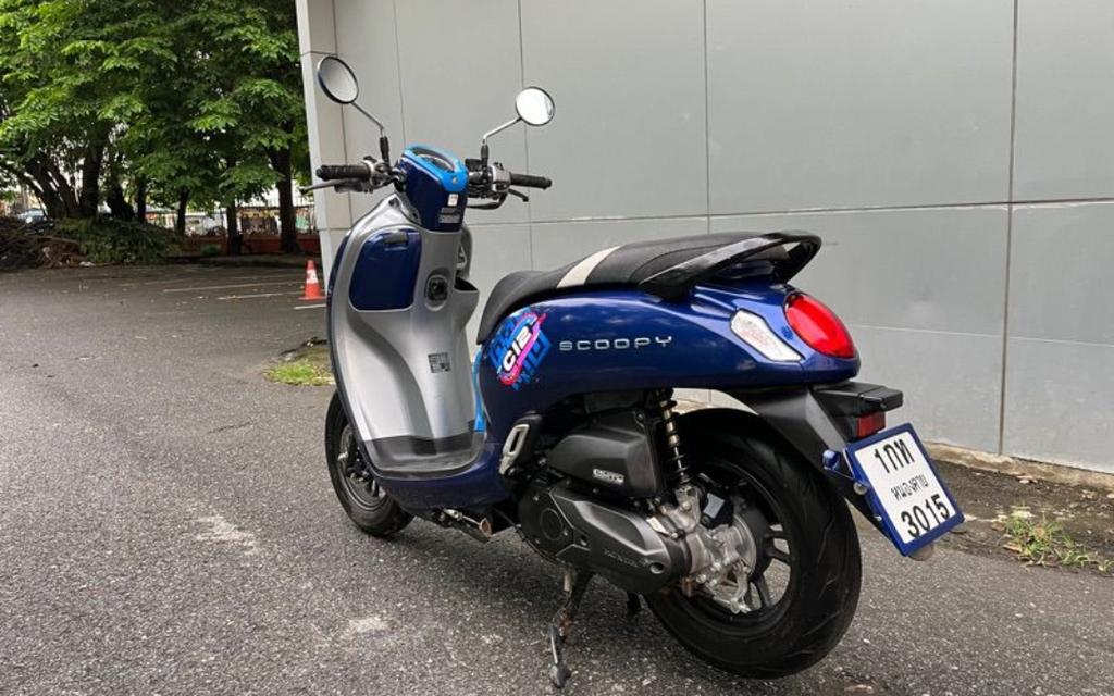 Honda รุ่น Scoopy i ตัวท็อป 2