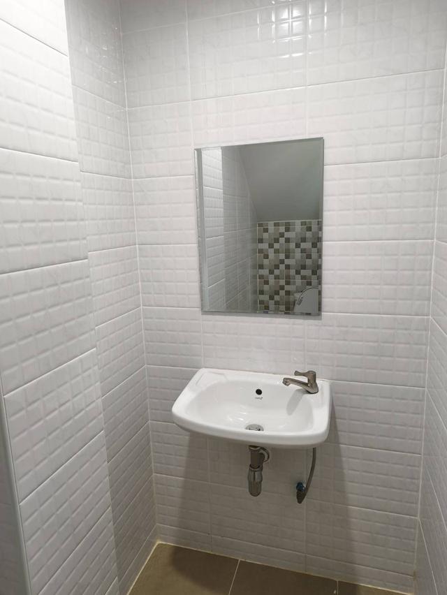 ตึกแถว 3 ชั้น ครึ่ง ถนนข้าวหลาม บางแสน จ.ชลบุรี 10