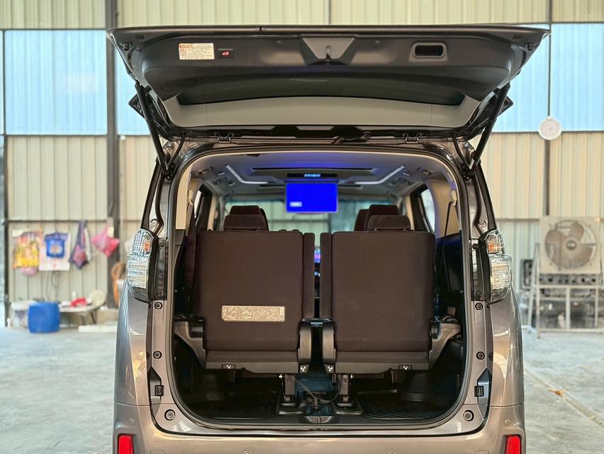 ปี 2015 TOYOTA VELLFIRE, 2.5 Z โฉม ปี15-23สีเทา เครื่องยนต์เบนซินล้วน มือเดียวป้ายแดง 16