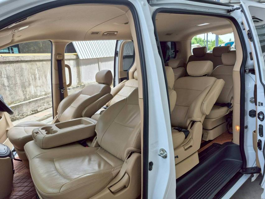 ขาย Hyundai H1 2.5Elite NS ปี22 18