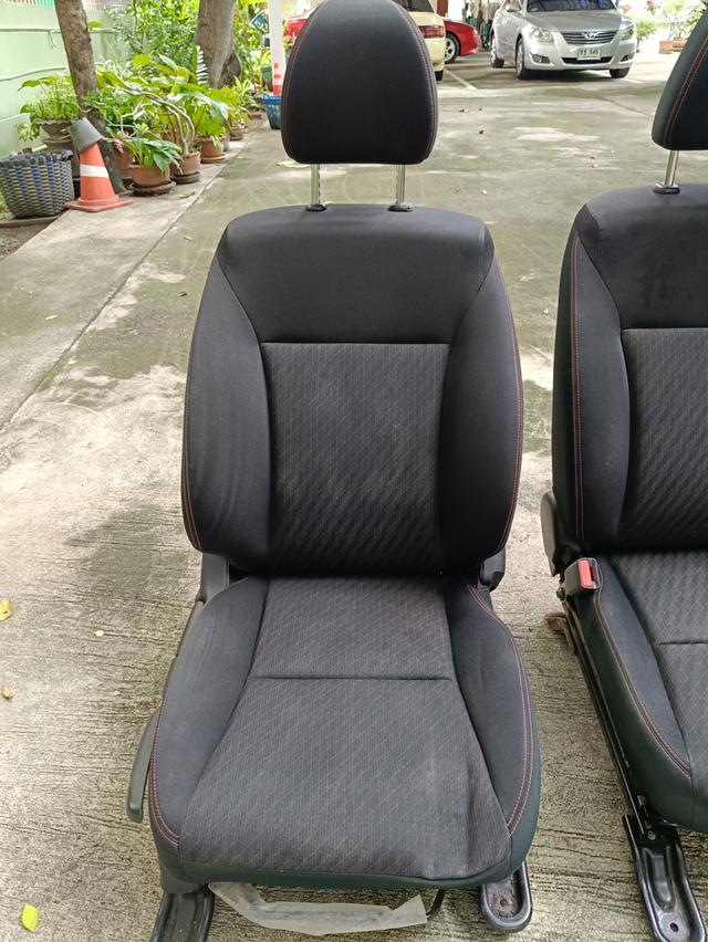 เบาะเดิมคู่หน้า jazz GK RS 3