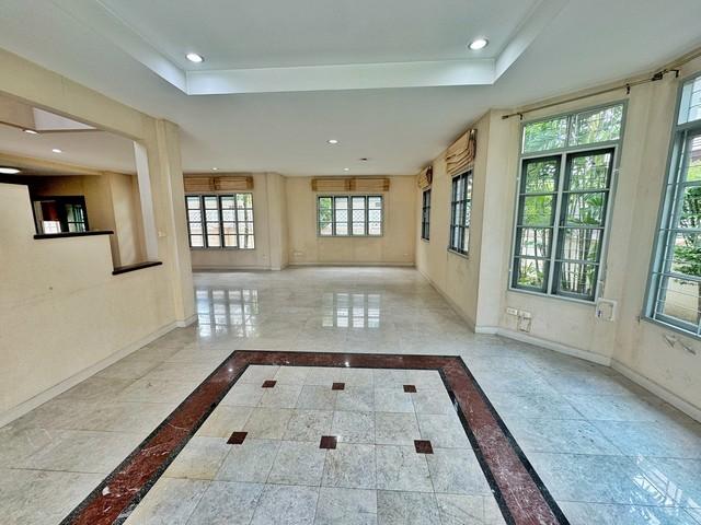 ขายบ้านเดี่ยวหรู ลดาวัลย์ ปิ่นเกล้า-เพชรเกษม ใกล้โรงเรียนนานาชาติ 103 ตร.วา พื้นที่ใช้สอย 380 ตร.ม. หลังมุม ฟังก์ชันครบ 6