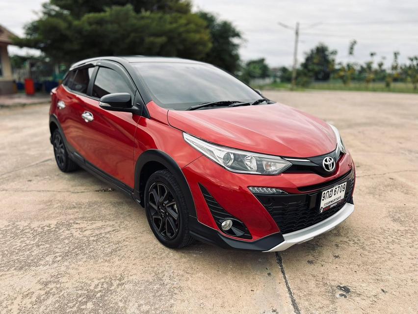 YARIS HighCROSS ปี2020 รถสวย /วิ่ง20614 กิโลเมตร /สภาพป้ายแดง ไม่เคยชน /เบาะหนังแท้ ชุดแต่งจากป้ายแดงครบ ตรงปก โทร 0957401229 ไอดีไลน์ UTBP ขับดีมาก
