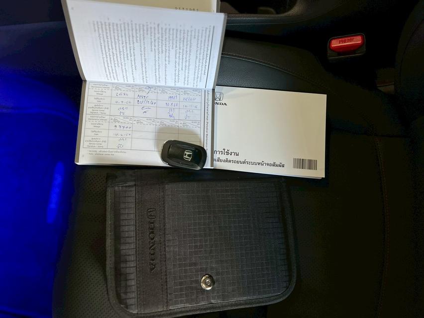 ปี 2022 HONDA HRV, 1.5 RS eHEV โฉม ปี21-ปัจจุบัน  สีขาวมุกเซรามิค Premium Sunlight Ceramic 11