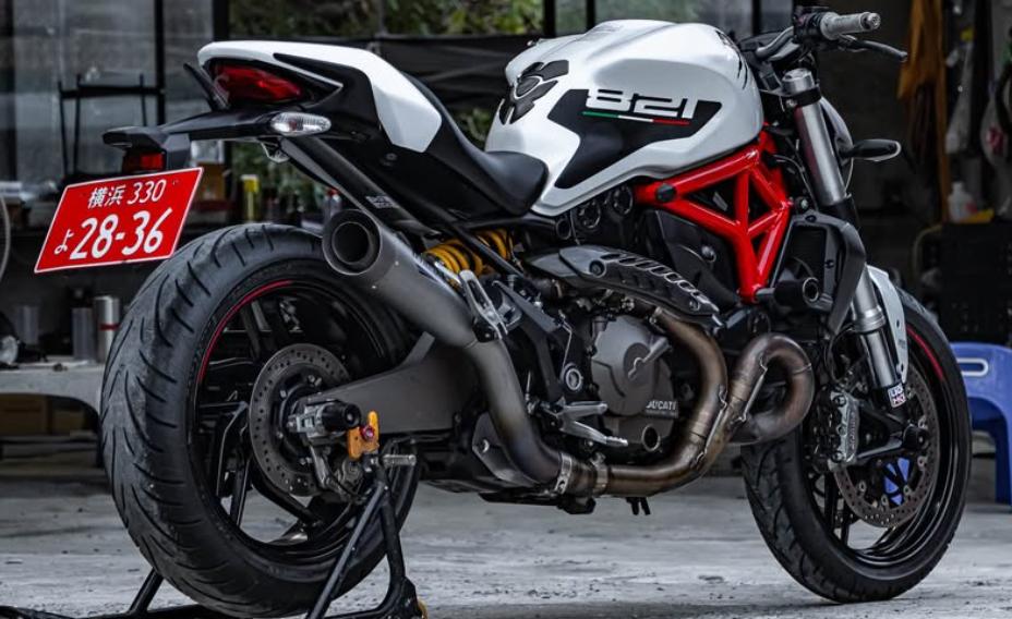 ขาย Ducati Monster 821  6