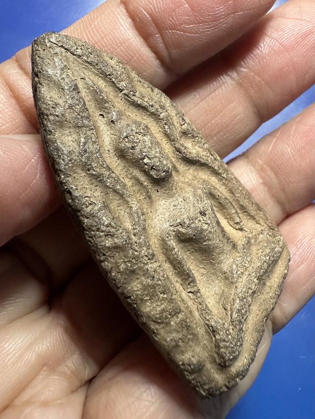 พระเนื้อดิน พระขุนแผน