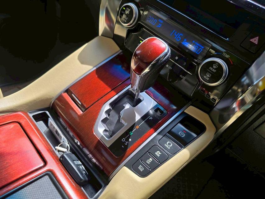 TOYOTA ALPHARD 2.5 HYBRID X E-FOUR รูปที่ 13