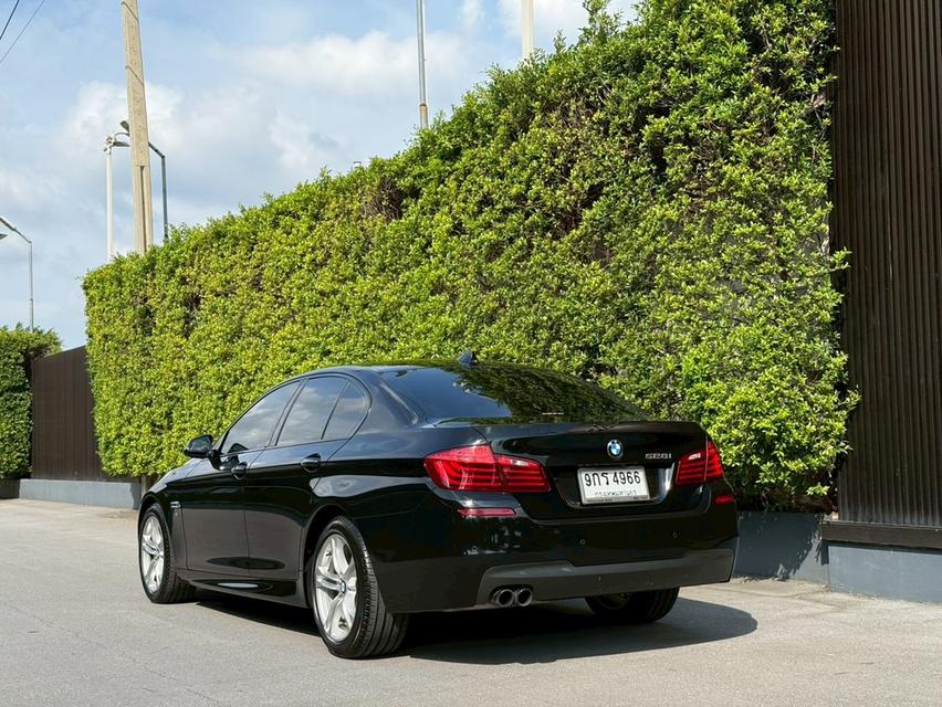 BMW 528i M Sport LCi ปี 15 สีดำ สวยสุดในรุ่น ใช้น้อย 4