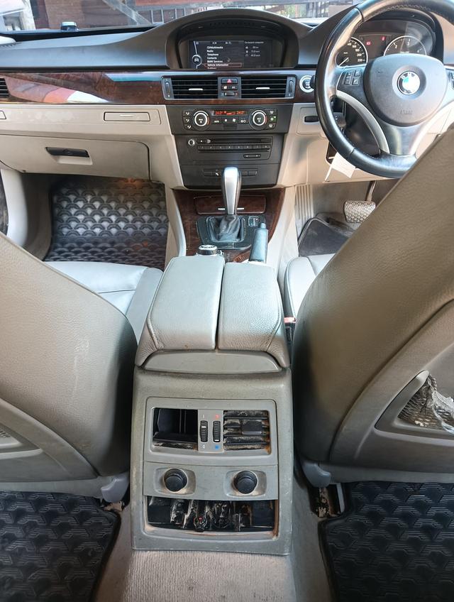 รถยนต์ BMW 320d มือสอง ปี2010 รูปที่ 8