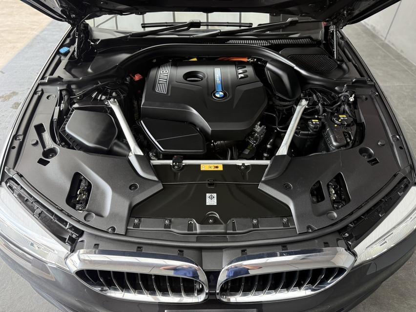 รหัสรถ WRT4764 2019 BMW SERIES 5, 530e 2.0 ELITE รูปที่ 17