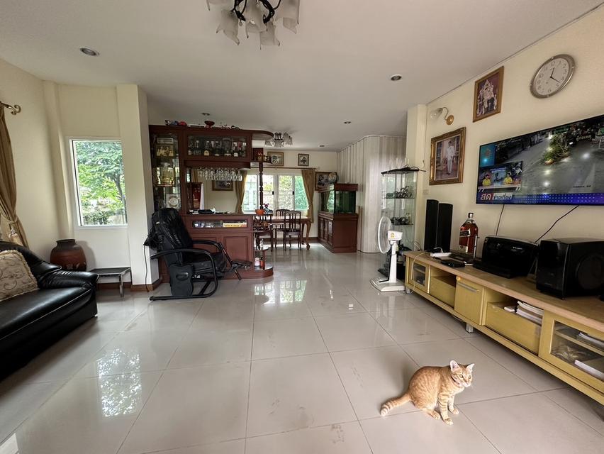 บ้านหลังใหญ่พื้นที่เยอะ ใกล้ทางด่วนจตุโชติ ขายบ้านเดี่ยว 2 ชั้นเนื้อที่ 83 ตรว.หมู่บ้านเดอะสวีทการ์เด้นวิลล์2 4ห้องนอน 4ห้องน้ำ เขตคลองสามวา กรุงเทพ 15