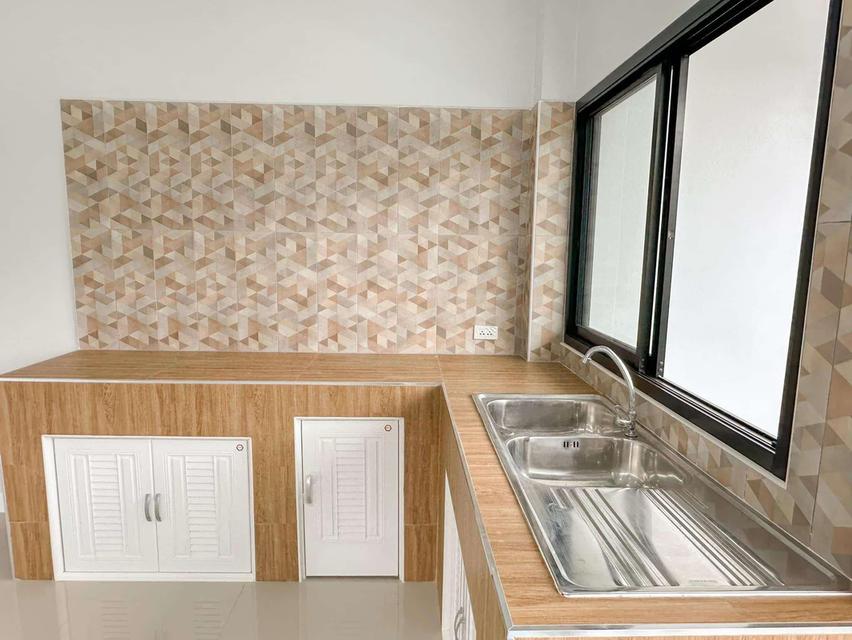 ขายบ้านเดี่ยวไม่เกิน 2 ล้าน 3 นอน 2 น้ำ น้ำไม่ท่วม ใกล้ศูนย์ราชการอ.สันกำแพง 1 กม. ฟรีโอน 2