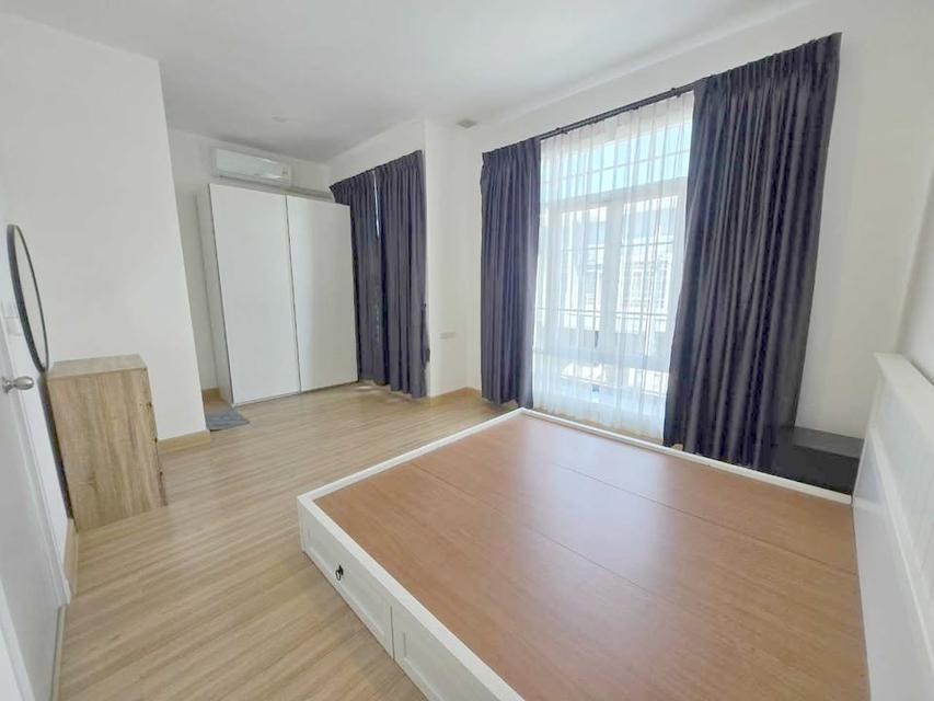 ทาวน์โฮม กัสโต้ ดอนเมือง สรงประภา เช่า 4ห้องนอน 3ห้องน้ำ 6