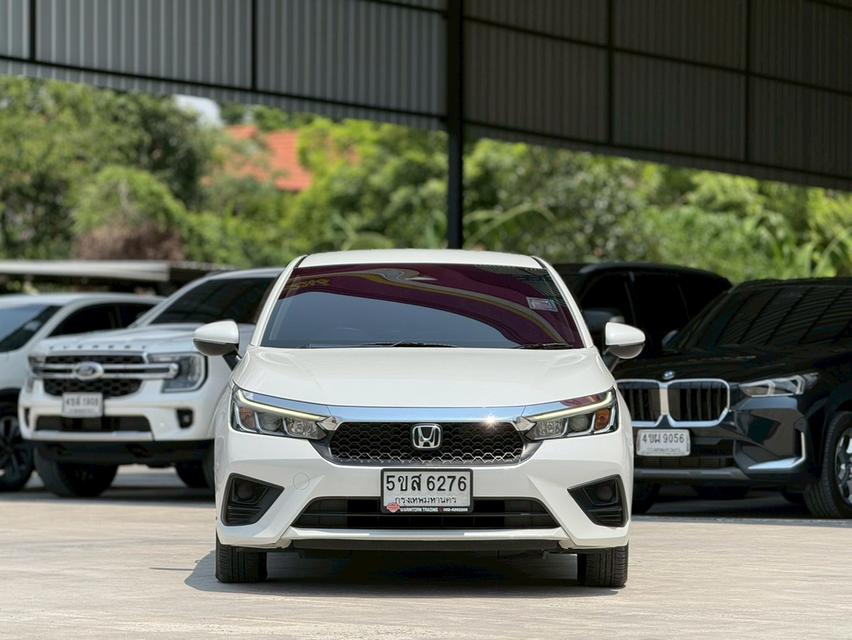 HONDA CITY, 1.0 SV โฉม ปี19-ปัจจุบัน (5D) สีขาวเกียร์ออโต้ เบนซิน มือเดียวป้ายแดง ปี2024 ผ่านการตรวจสอบสภาพ 5 ดาว ⭐️⭐️⭐️⭐️⭐️ ราคา : 468,000 บาท ผ่อน รูปย่อยที่ 3