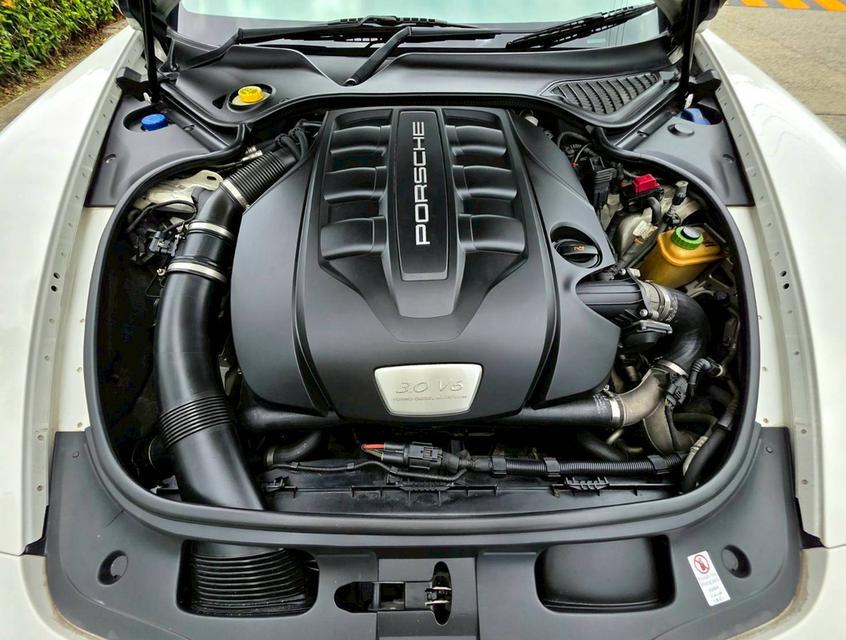 Porsche Panamera Diesel V6 ดีเซล ฝาดำ ปี 2012 ไมล์แท้ 87,xxx รูปที่ 10