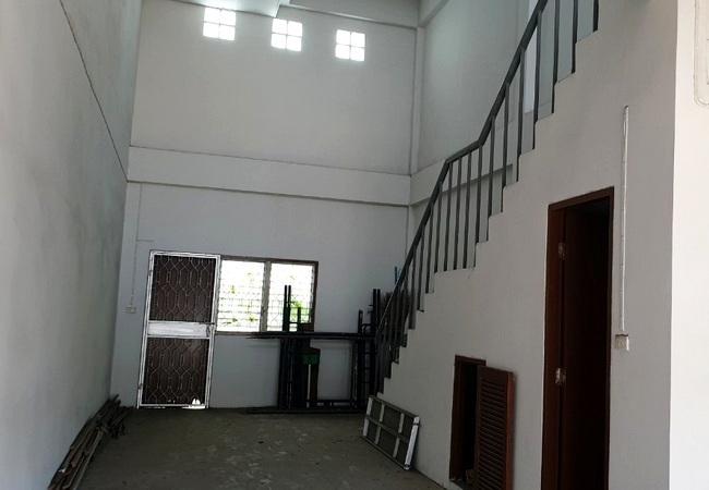 ขายอาคารพาณิชย์ ซอยลาดพร้าว 71 โครงการธนาเพลส เนื้อที่ 40 ตร.ว. 3.5 ชั้น ทำเลดี 4