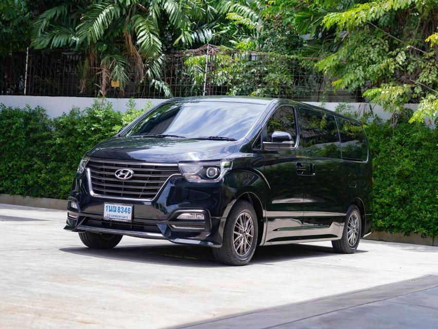Hyundai H-1 2.5 Elite NS ปี 2023 จด 2025