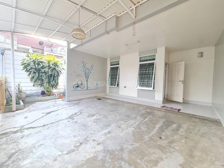 หมู่บ้านฮาบิเทีย เลียบคลองสอง 3