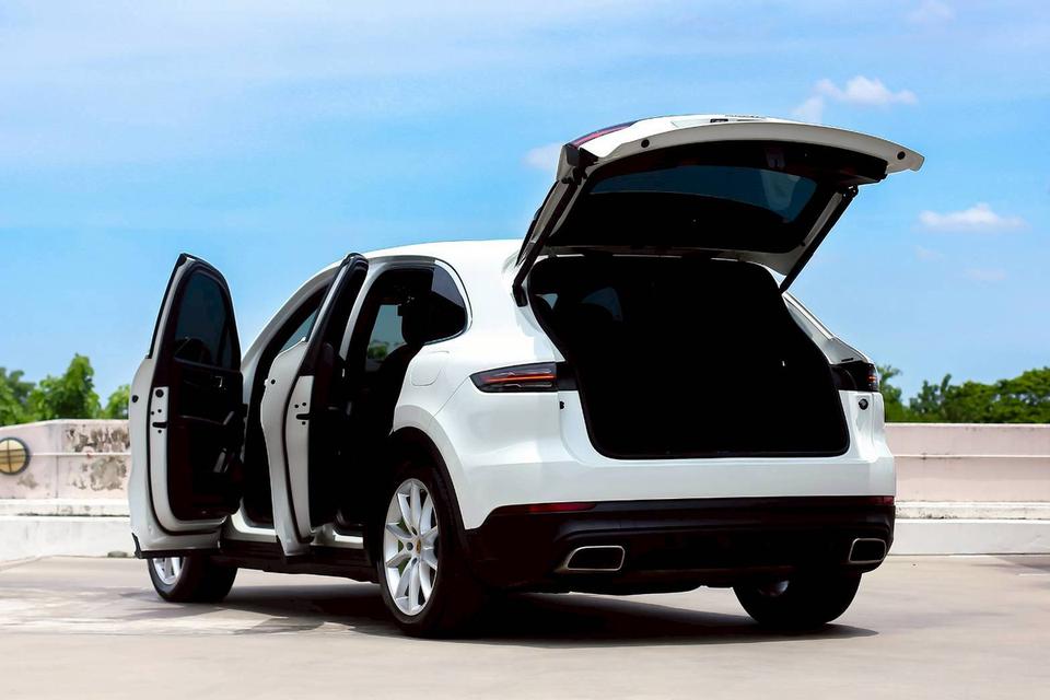 PORSCHE CAYENNE 3.0E Hybrid 2020 รถสวย ดูแลถึง ประวัติดีชัดเจน 11