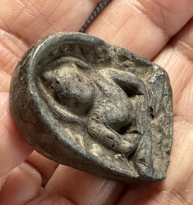 องค์ละ1000🙏พระกำแพงเปิดโลก🙏พระกำแพงซุ้มกอพิมพ์ใหญ่ เนื้อเขียวมอย รูปที่ 14