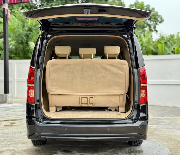 HYUNDAI H1 ELITE  2019   19